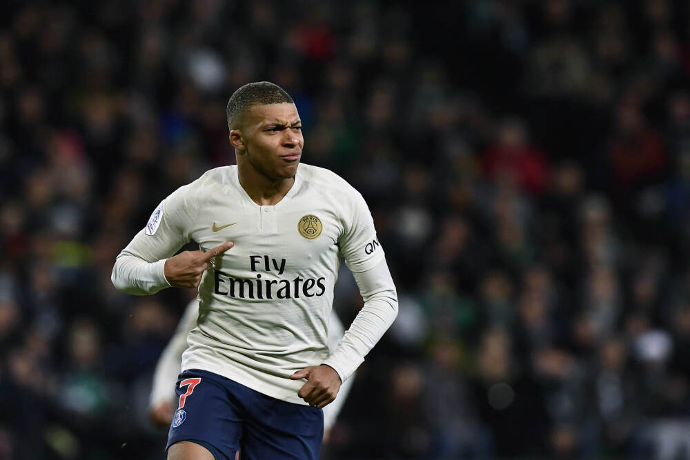 一天能赚超千元 订单爆满 这一职业火了